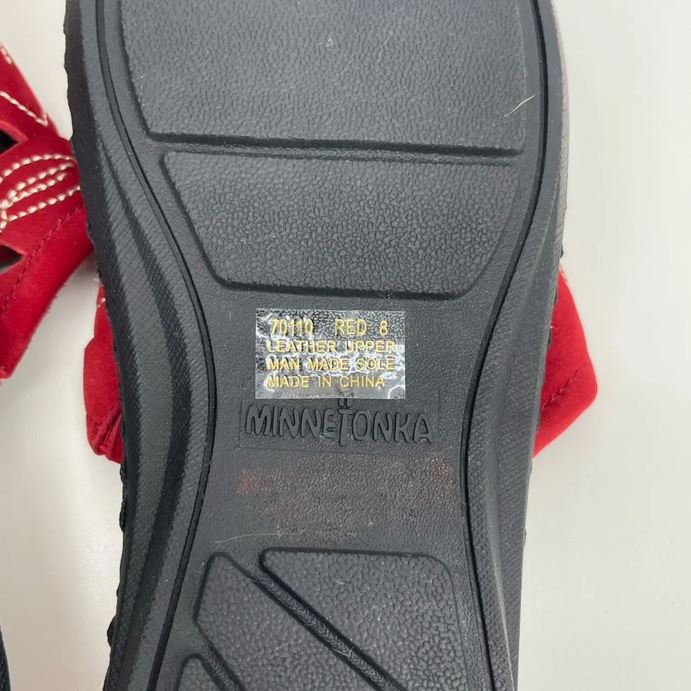 Minnetonka Women's Red Floral Sandals - Picture 6 of 7